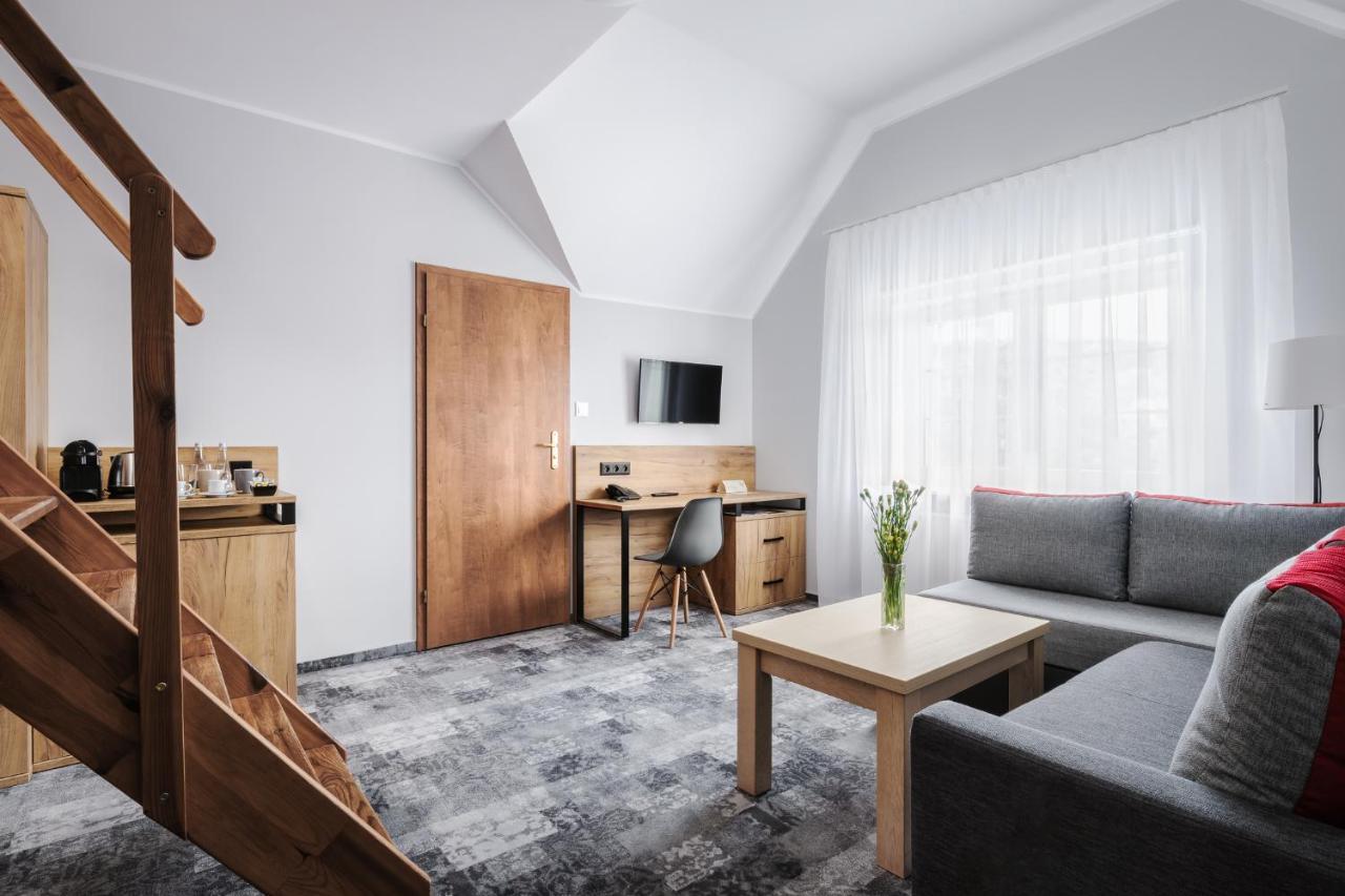 Maisonette Studio