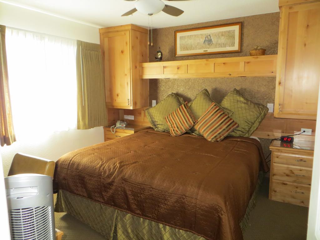 One-Bedroom Suite