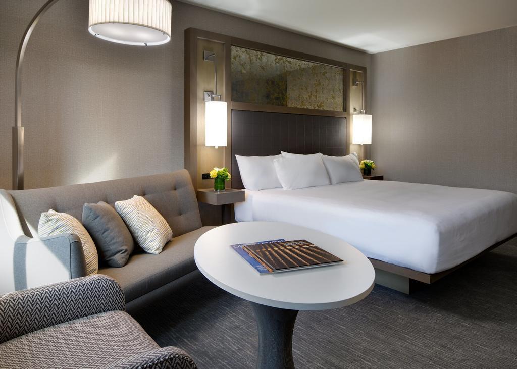 Hoekkamer met Kingsize Bed