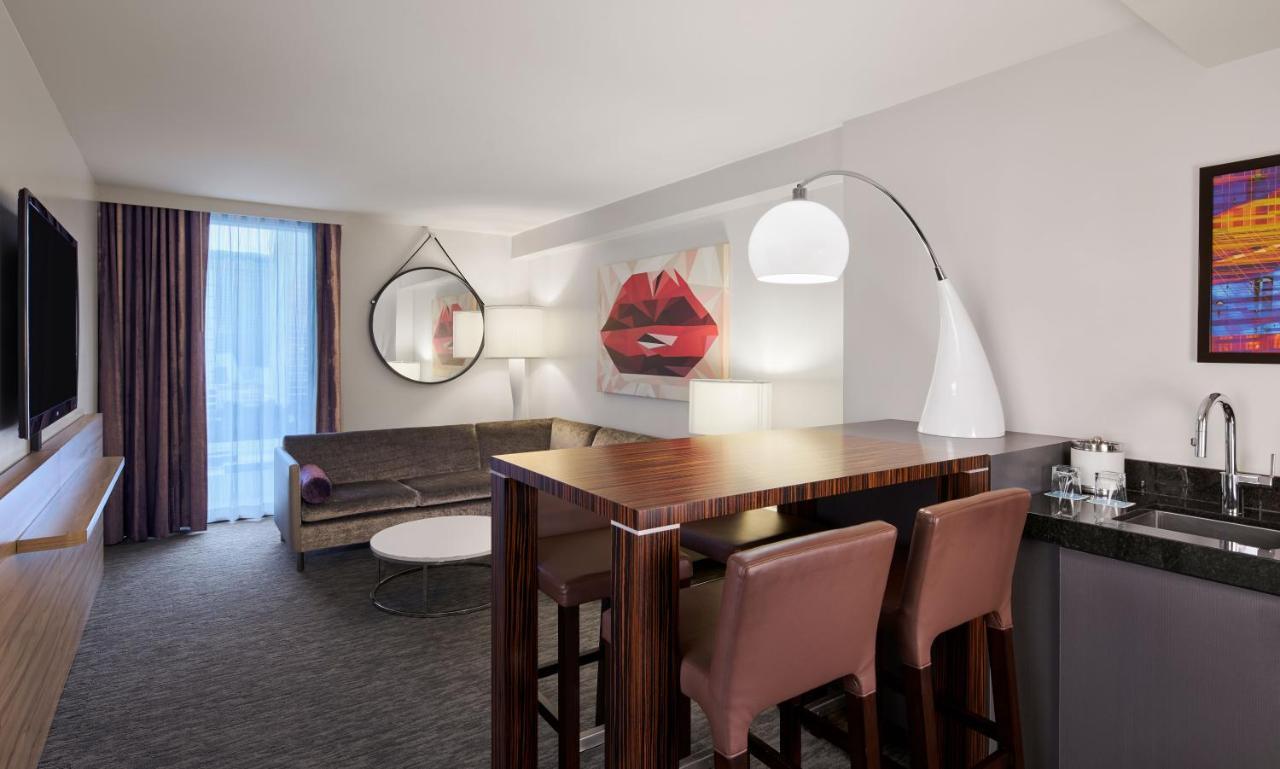 Executive King Suite, Non-Smoking,1610836678:JPEG