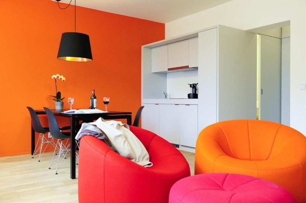 One-Bedroom Apartment,8864987:JPEG