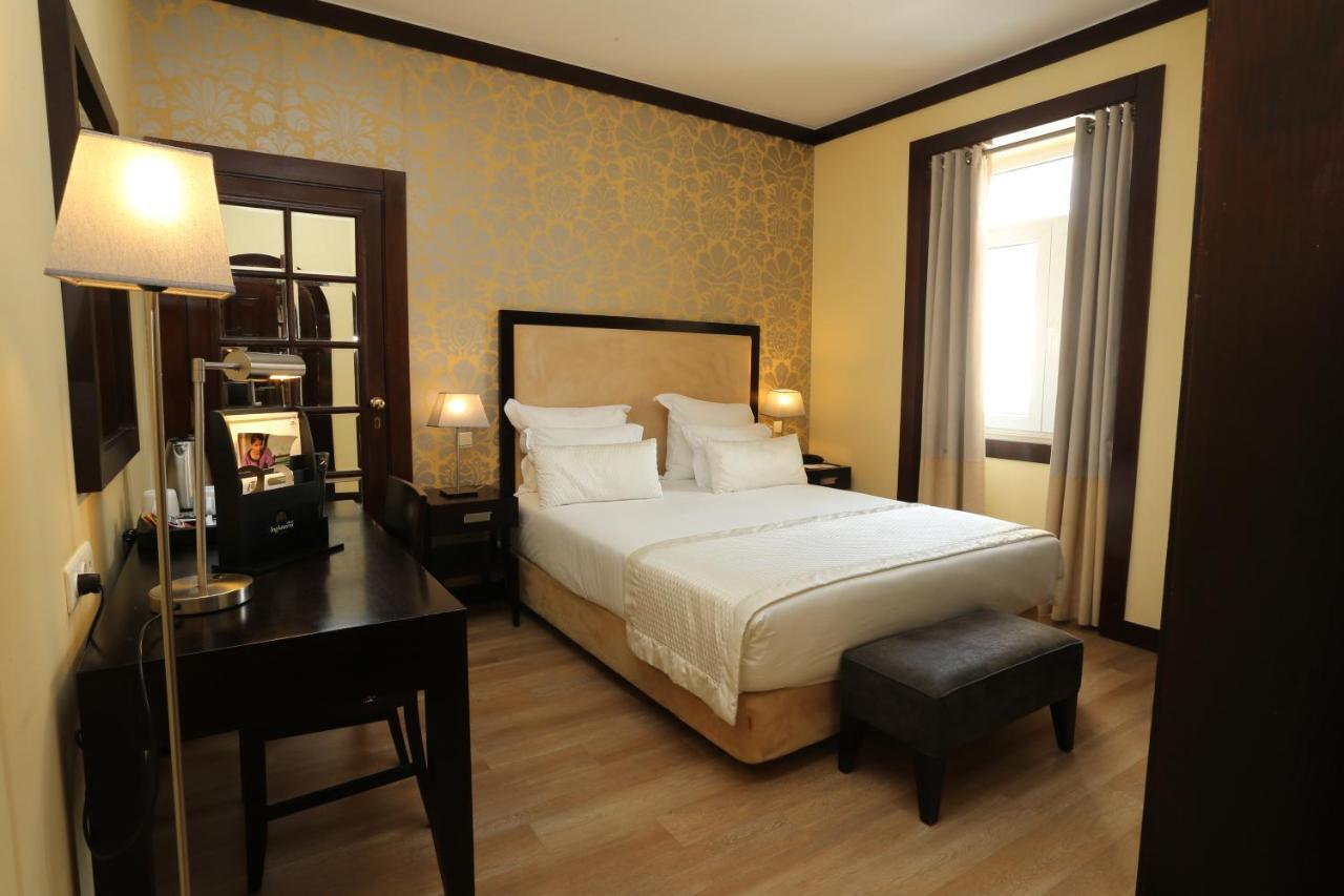 Quarto Duplo