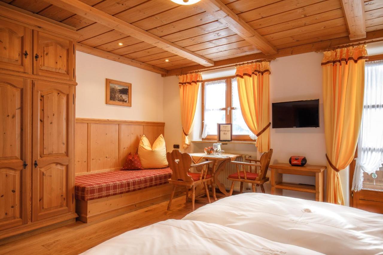 Doppelzimmer mit Balkon