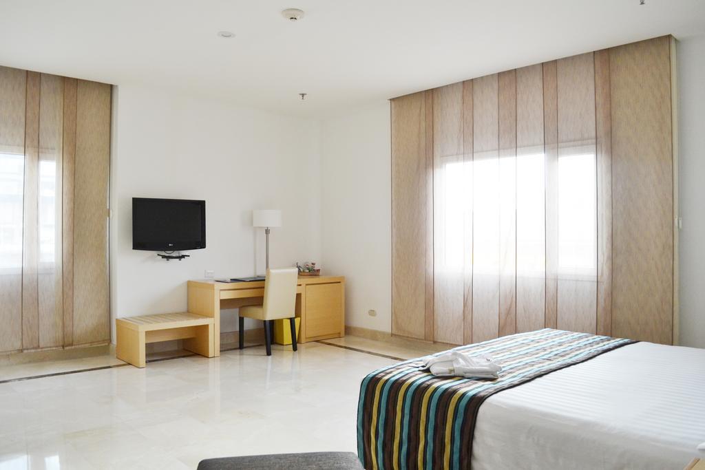 Grand Suite,420954078:JPEG