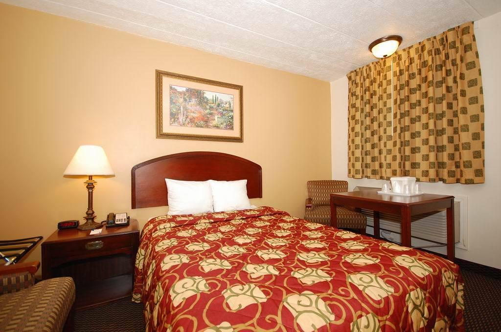 Economy Single Room - Non Smoking