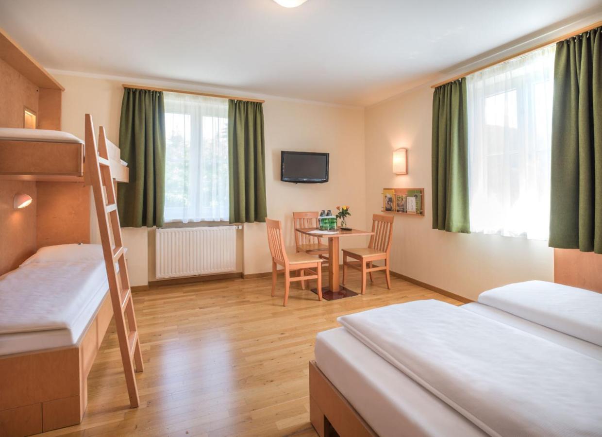 Vierbettzimmer