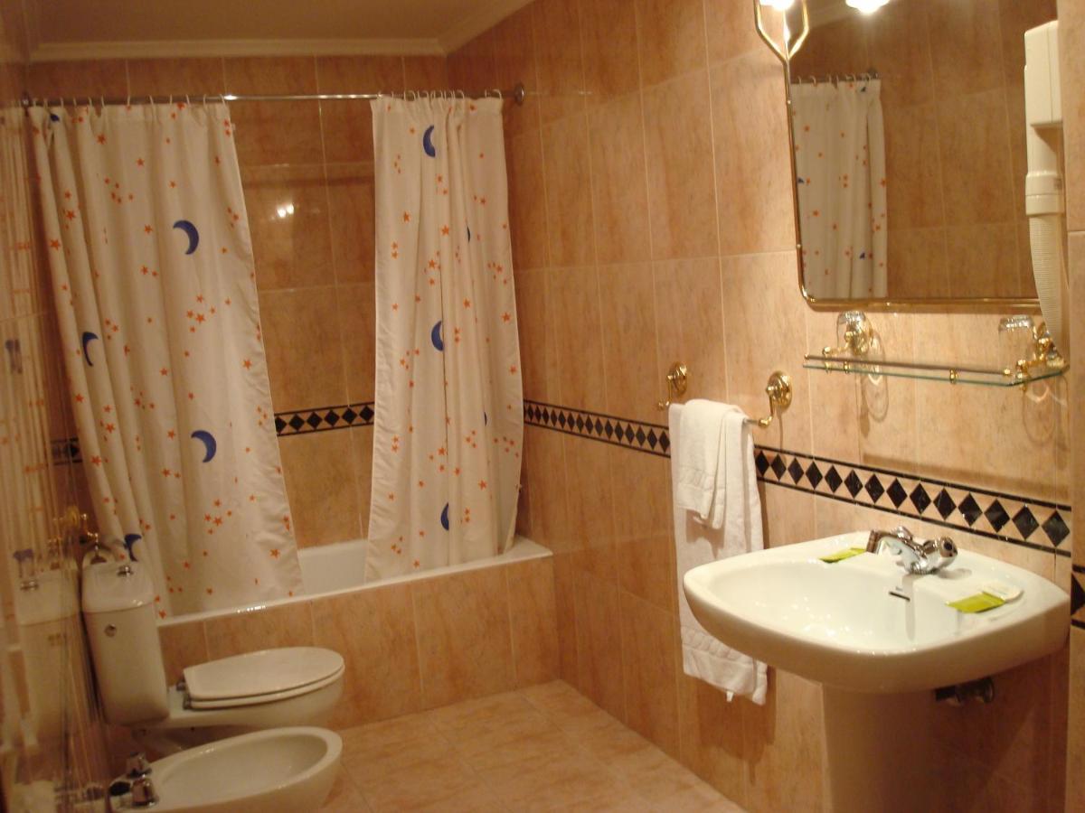 Deluxe Double Room,1136385571:JPEG