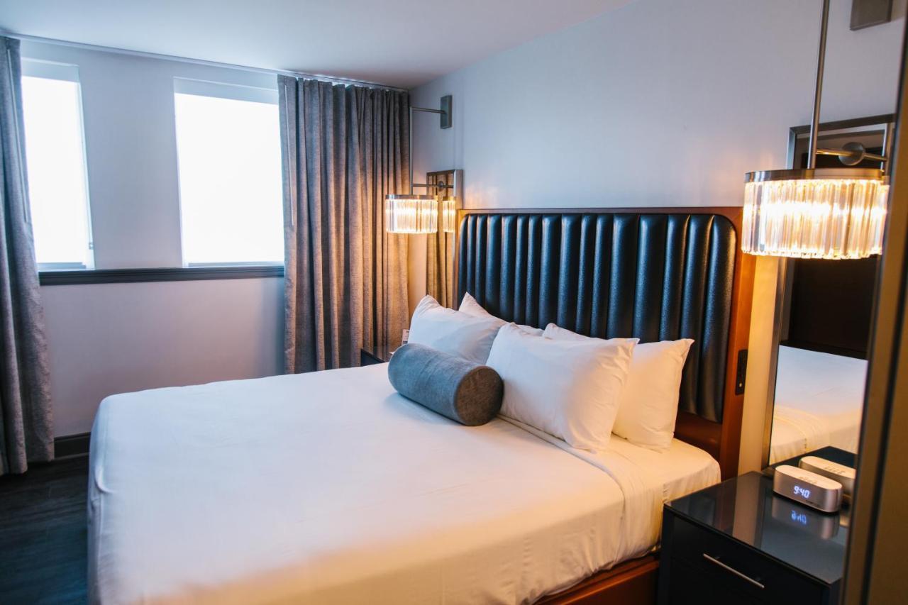 King Deluxe Suite