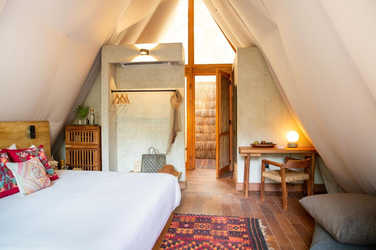 Chambre Lit King-Size - Vue sur Lac