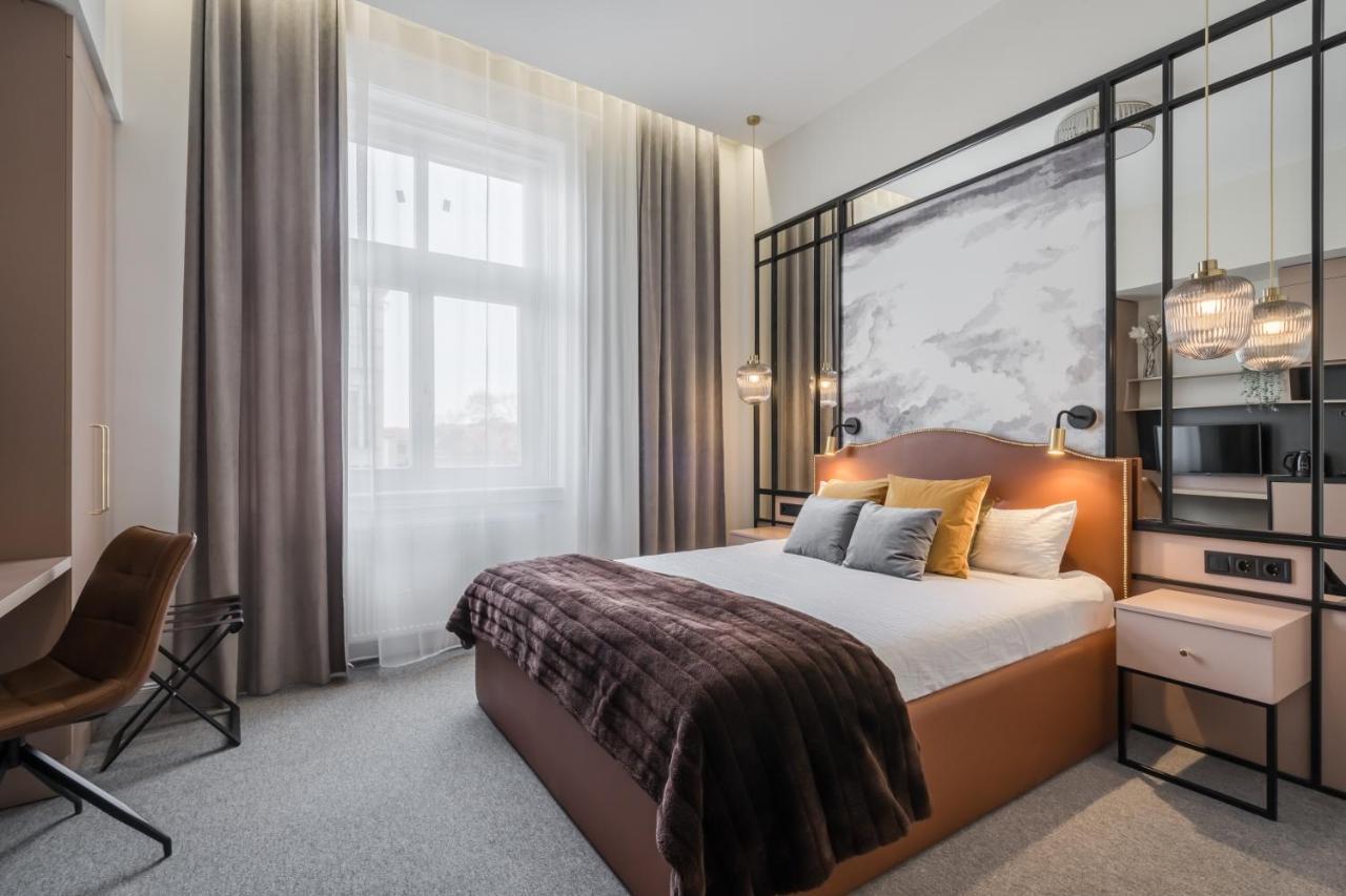 Quarto Queen Standard