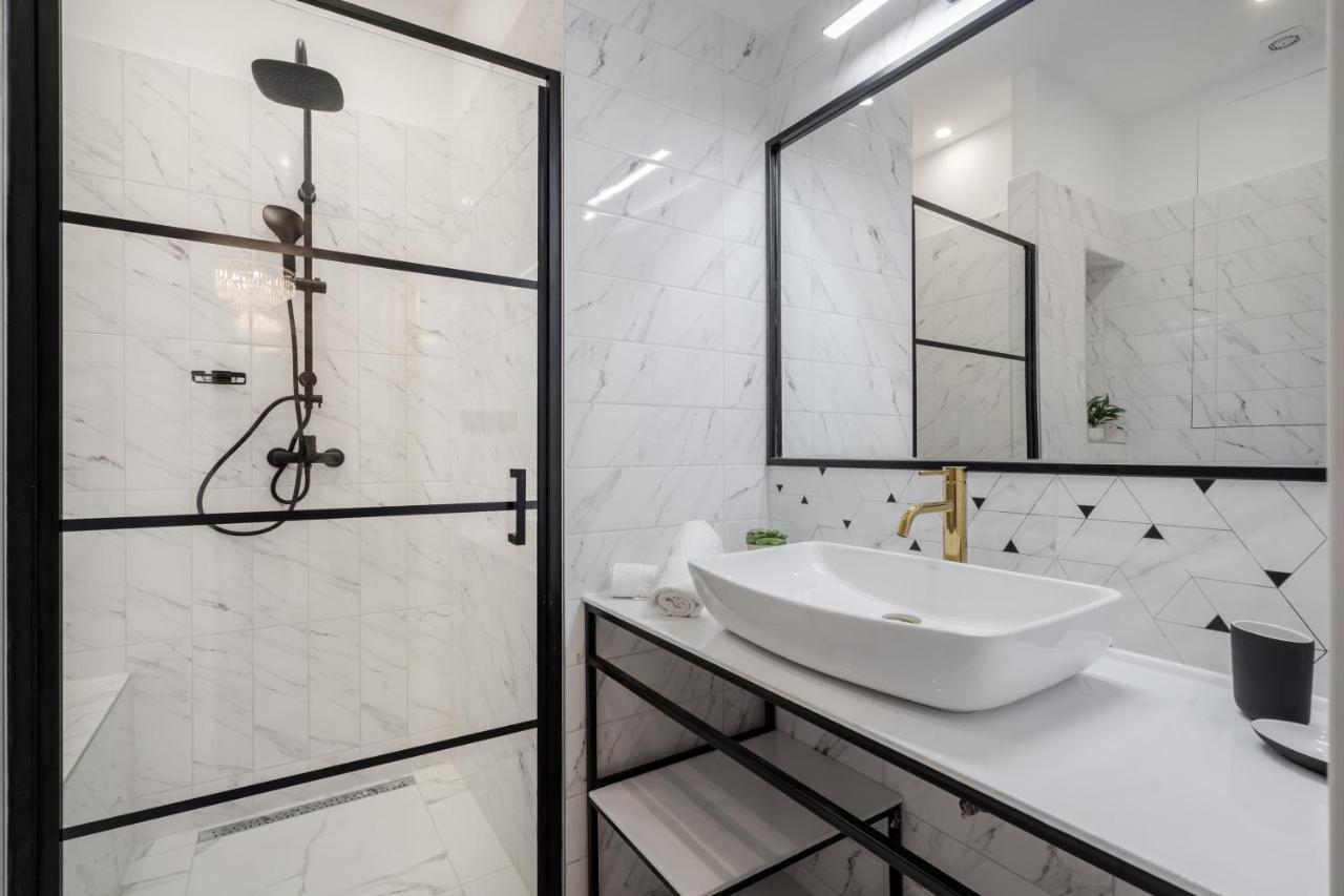 Quarto Duplo Deluxe com Cama Extra