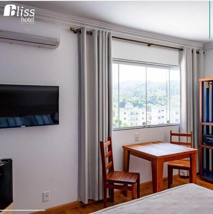 Quarto Duplo Standard