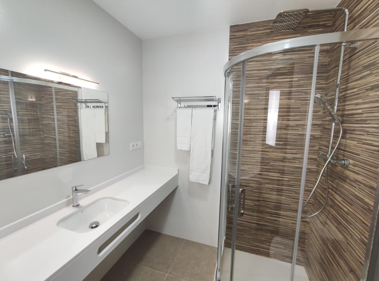 Chambre Double avec Lit d'Appoint