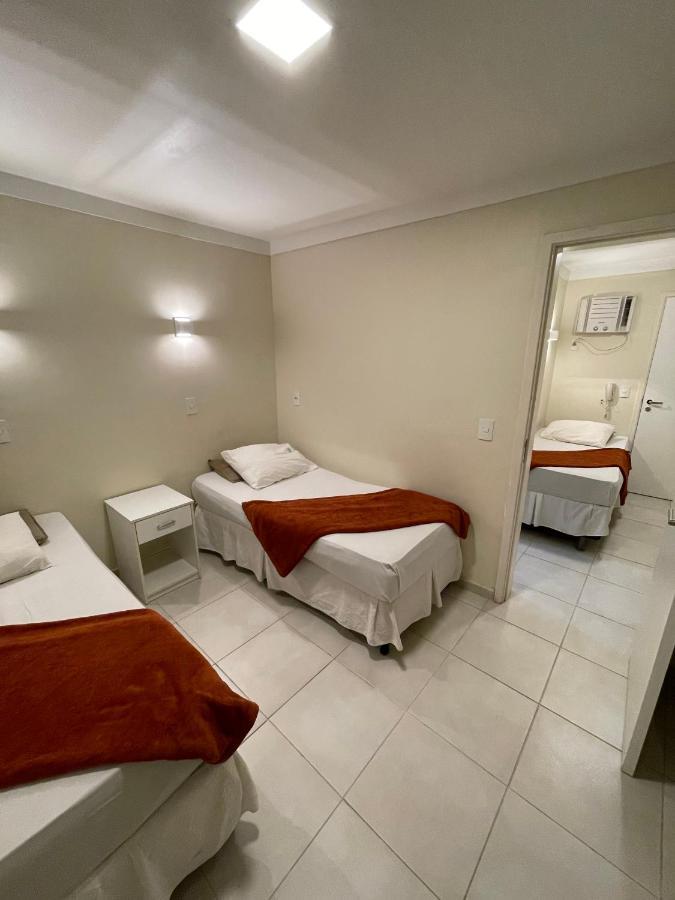 Quarto Triplo Econômico