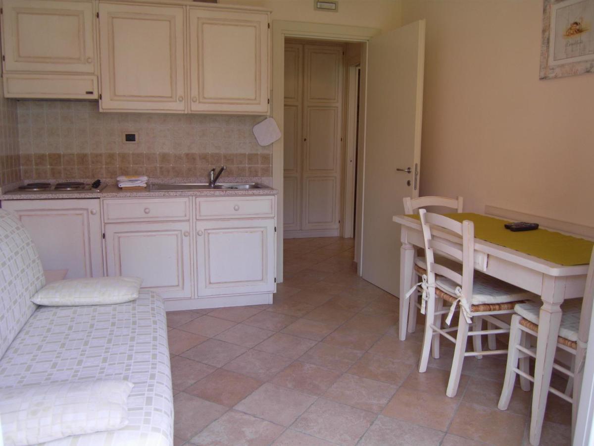 One-Bedroom Apartment Balcony A,1152282606:JPEG