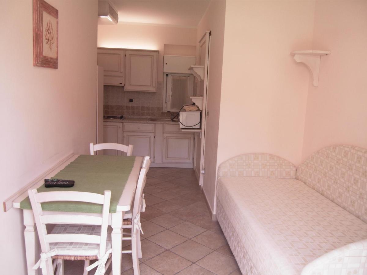 One-Bedroom Apartment Balcony B,1152576951:JPEG