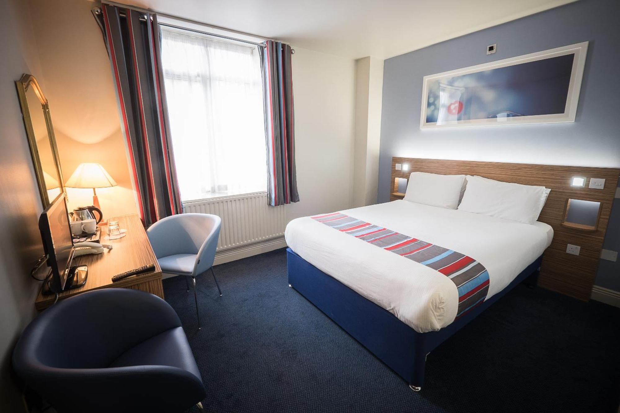 Chambre Double (2 Adultes Uniquement)