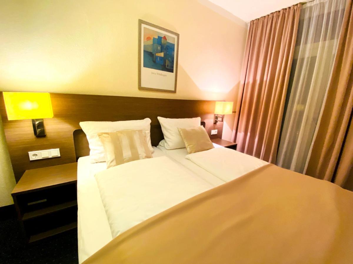 Triple Room,1160478945:JPEG
