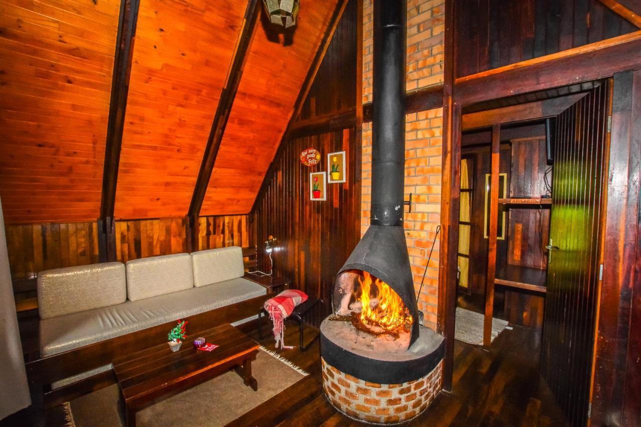 Quarto Triplo com Vista para a Montanha