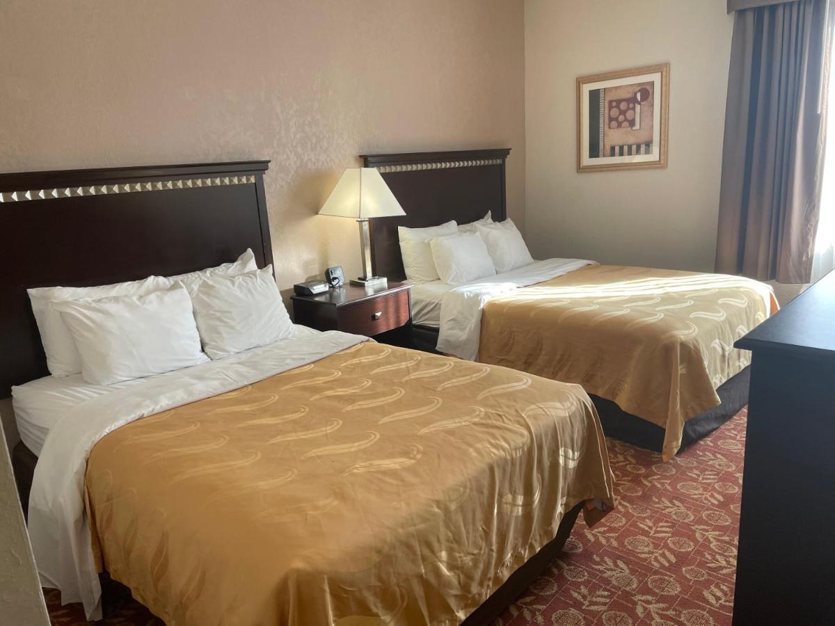Double Room with Two Double Beds - Non-Smoking