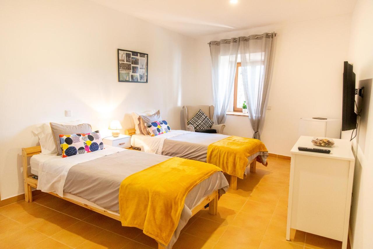 Quarto Duplo