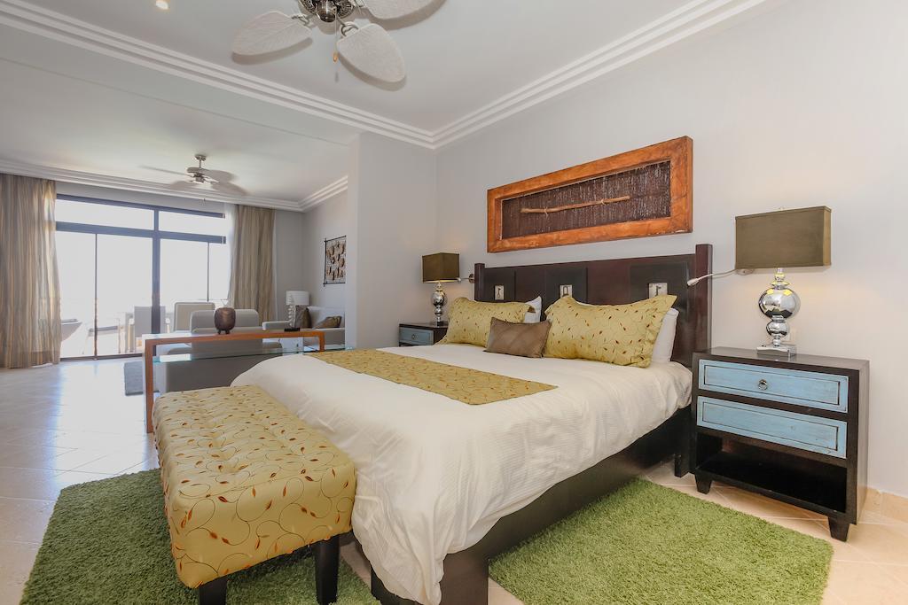 Studio Apartment with Sea View
