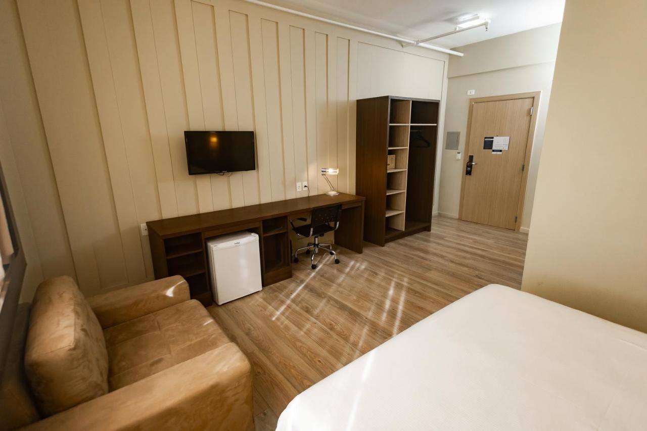 Quarto Duplo Premium