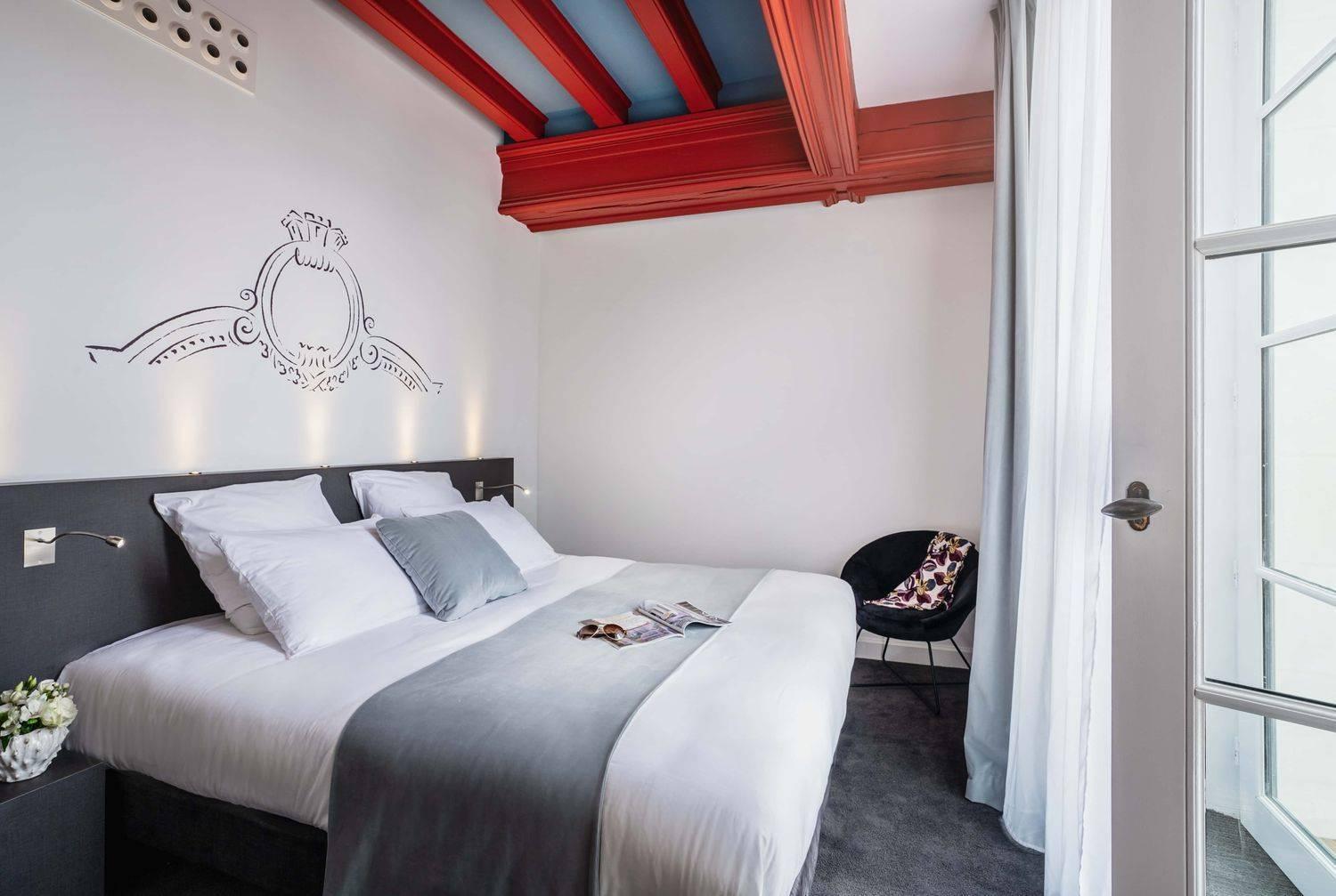 Chambre Privilège Lit King-Size avec Balcon - Vue sur Ville