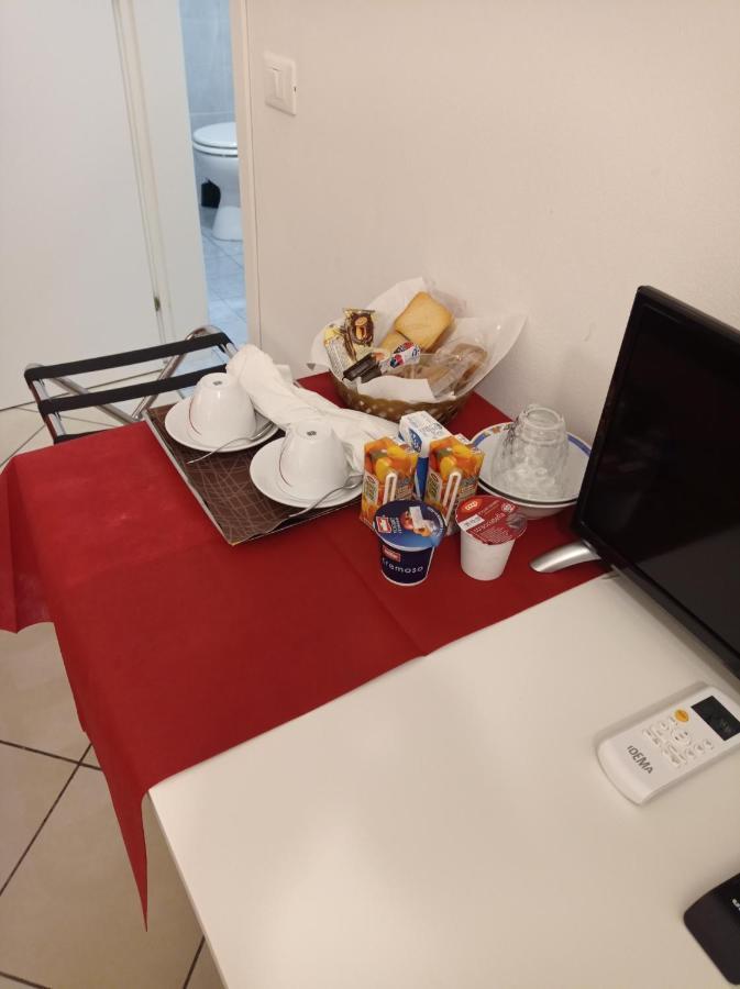 Camera Matrimoniale/Doppia con Letti Singoli con Bagno Privato