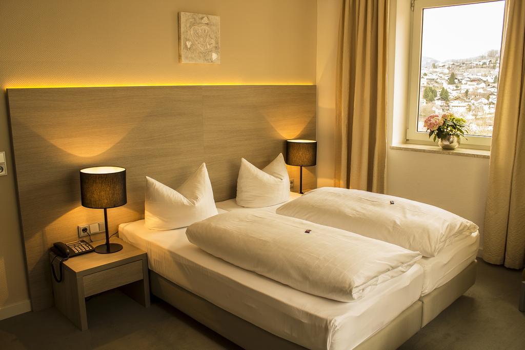 Double Room,818083928:JPEG