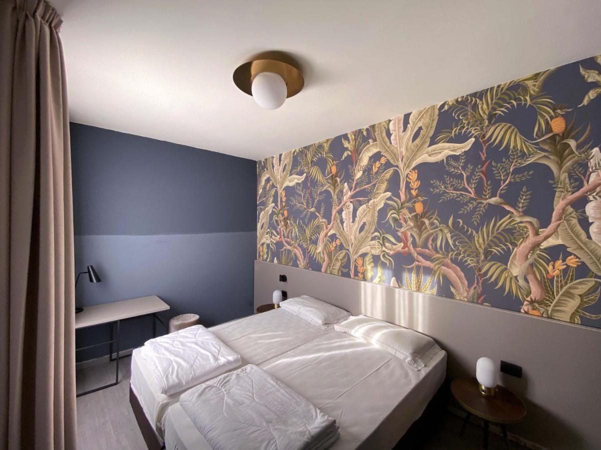 Double or Twin Room,1202869144:JPEG