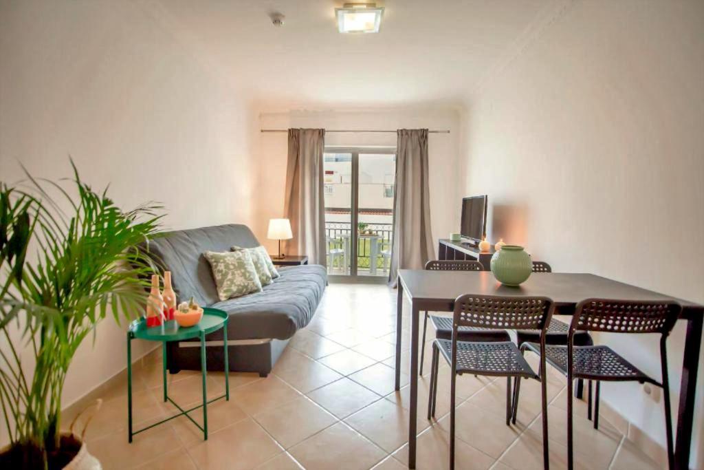 Apartamento con terraza
