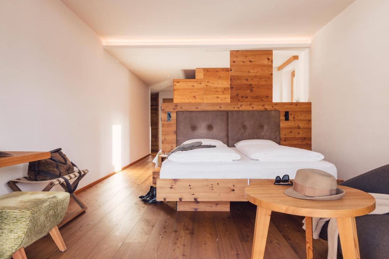 Familiensuite mit Balkon