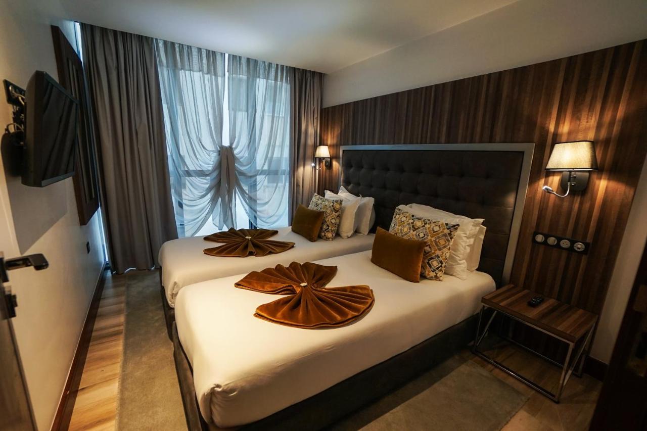 Deluxe Suite met Zijdelings Uitzicht op Zee