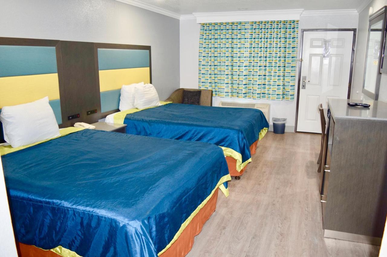 Queen Room with Two Queen Beds