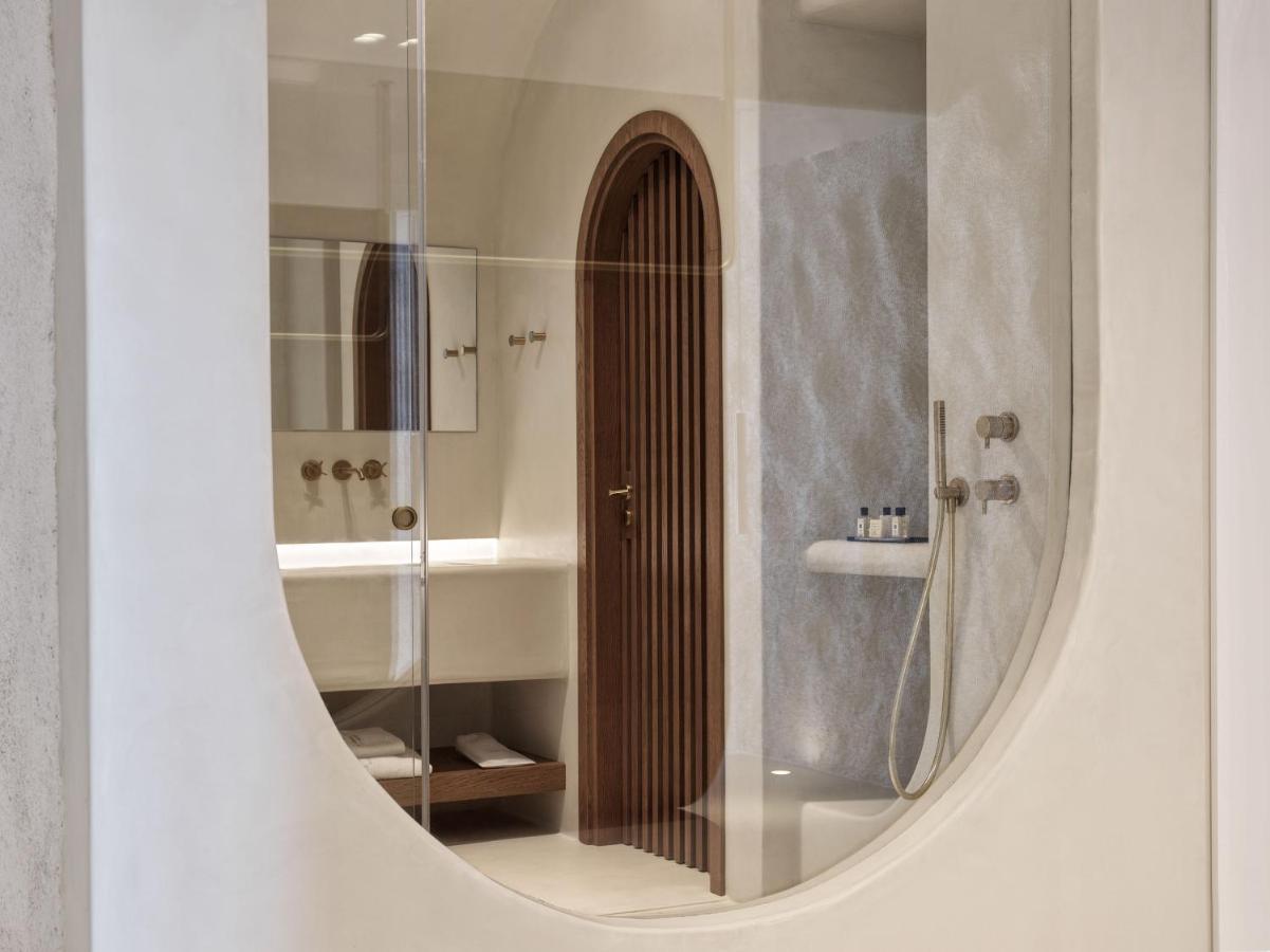 Executive Suite met Verwarmd Privézwembad en Uitzicht op Zee