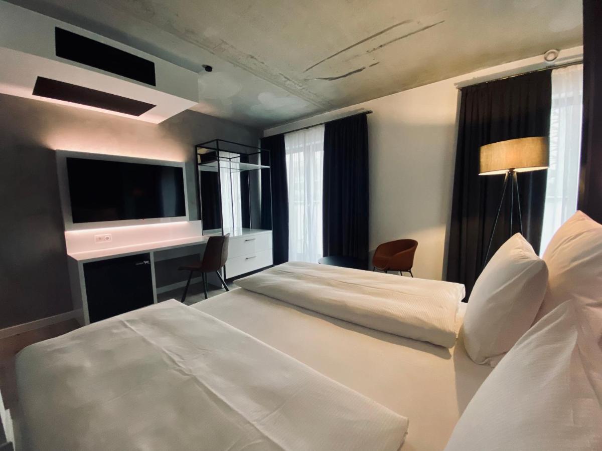 Double Room,1197951991:JPEG