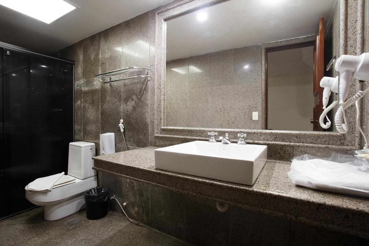 Quarto Quádruplo Standard