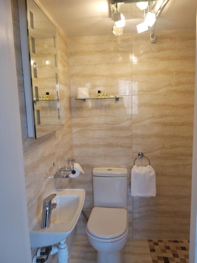Habitación Doble con baño privado
