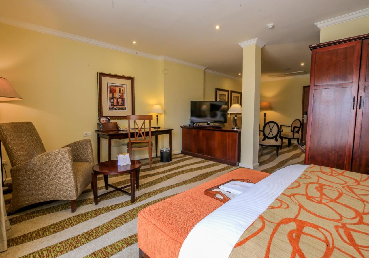 Junior Suite,1637687434:JPEG