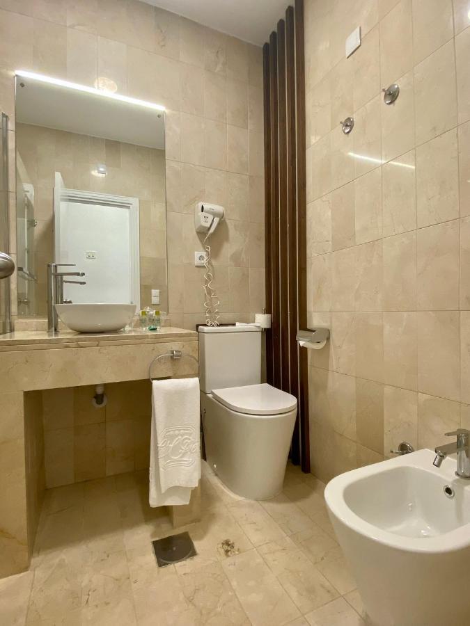 Triple Room,1204665193:JPEG