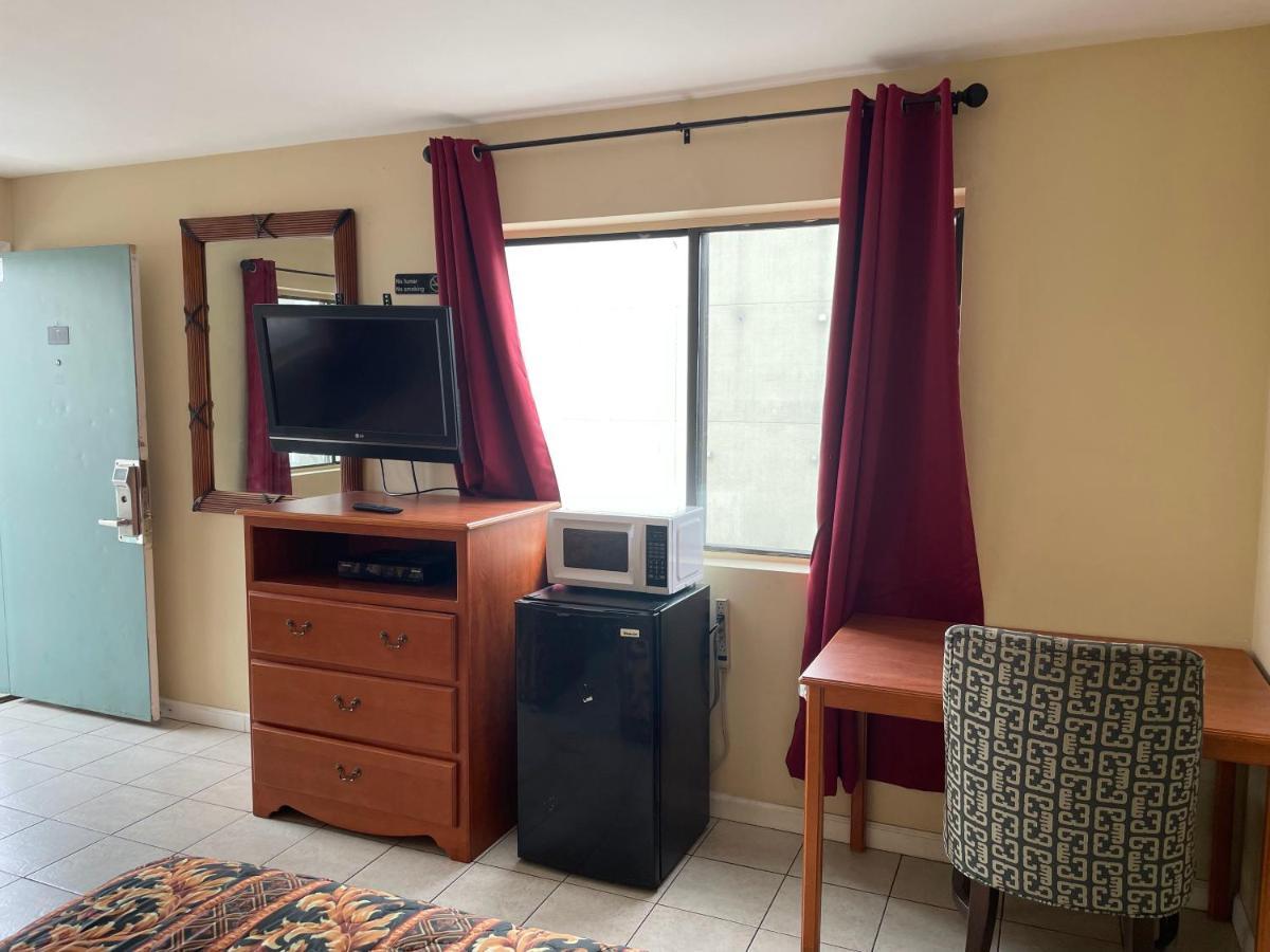 Superior Queen Room with Two Queen Beds