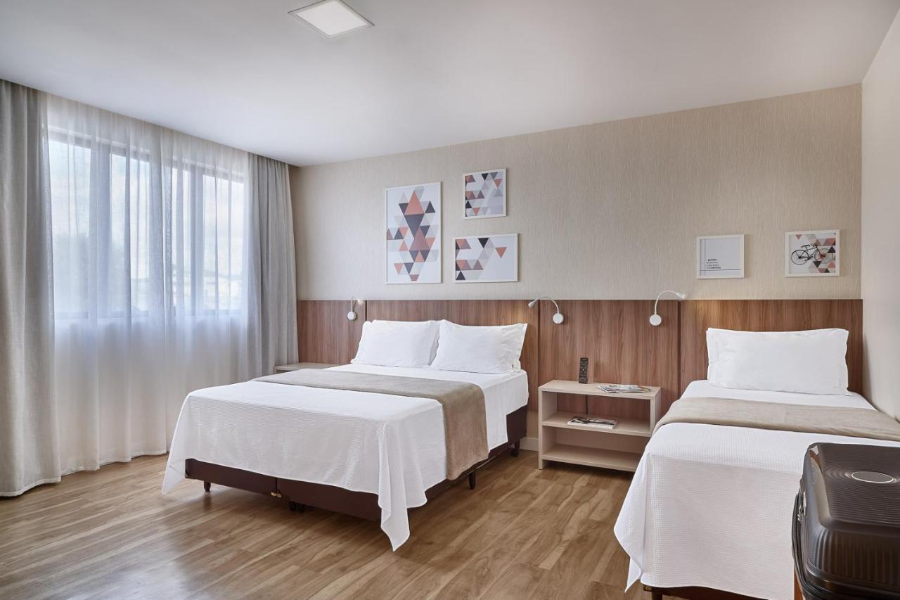 Quarto Triplo Luxo