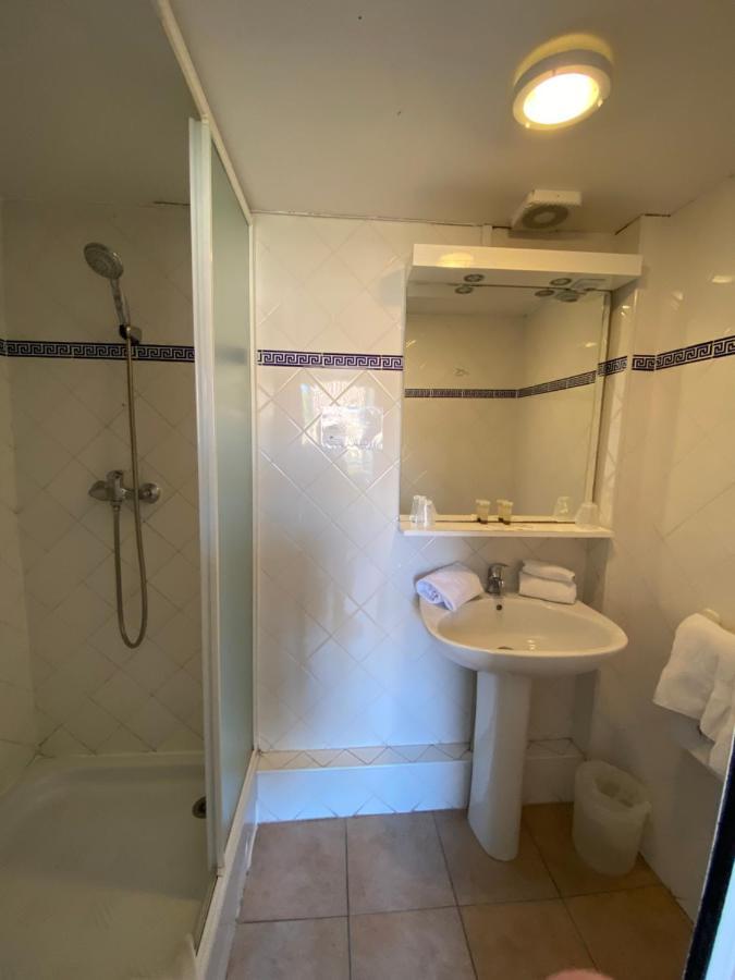 Chambre Double avec Salle de Bains Privative