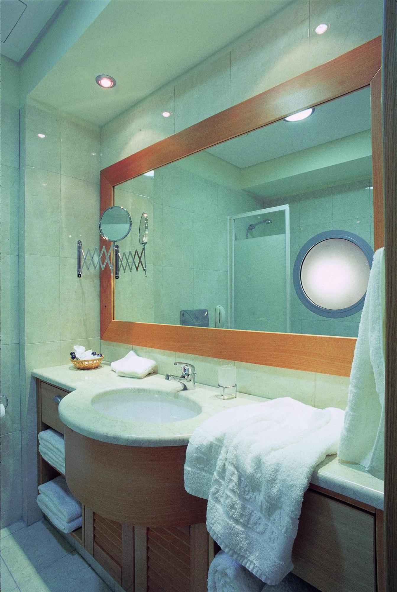 Double or Twin Room,1257175582:JPEG
