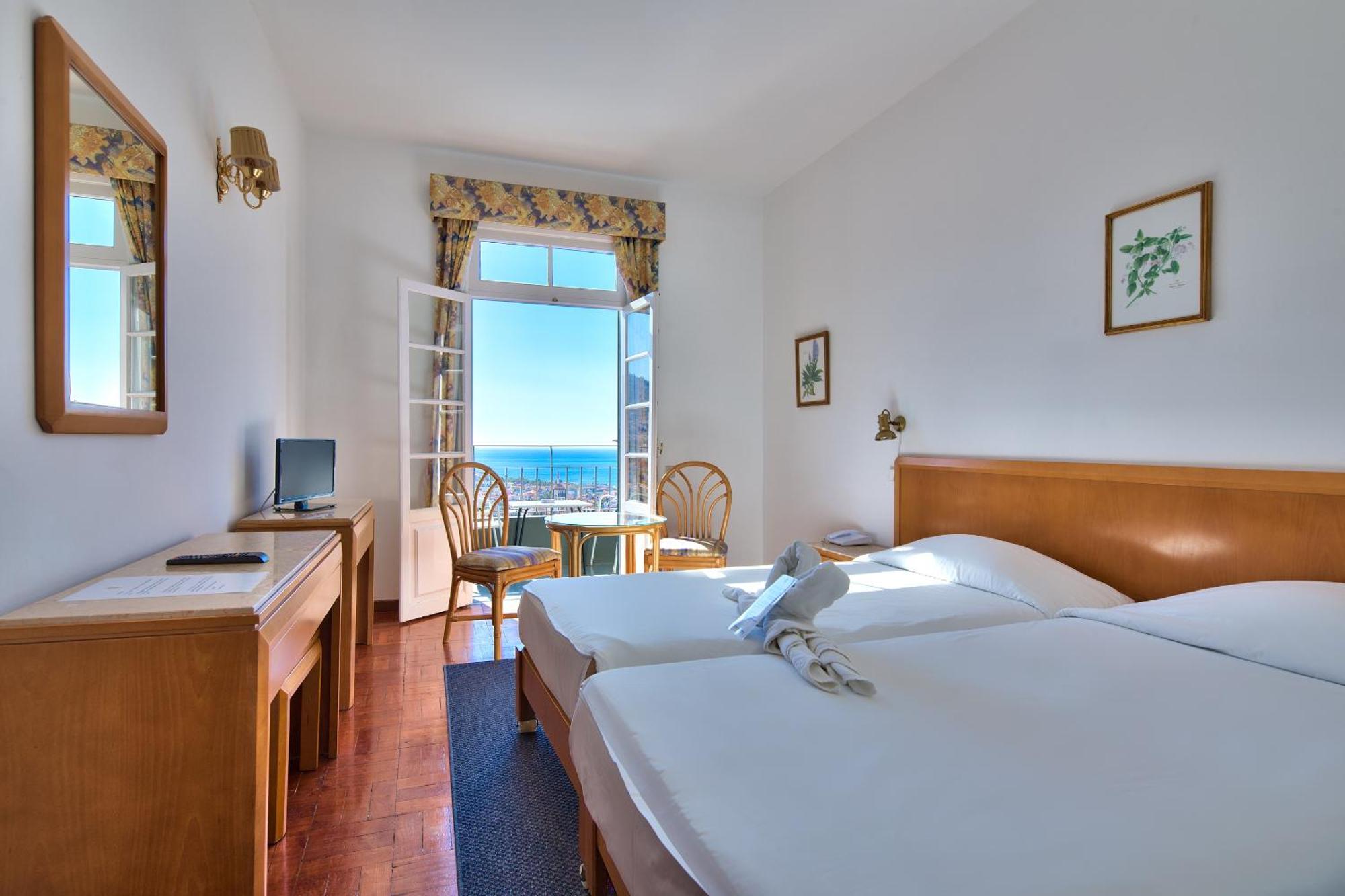 Double Room with Sea View,1209105391:JPEG