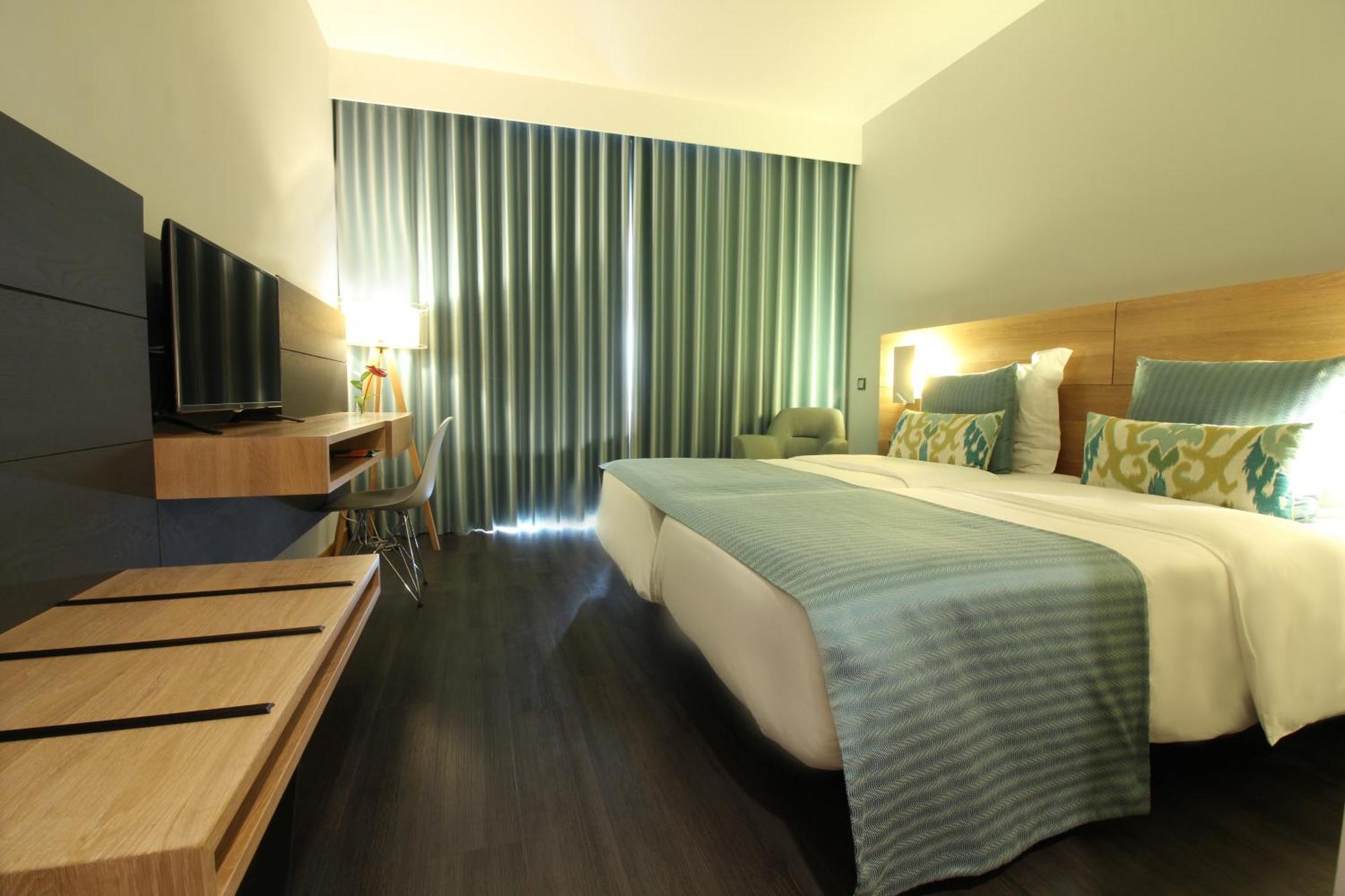 Standard Double or Twin Room,1209227338:JPEG
