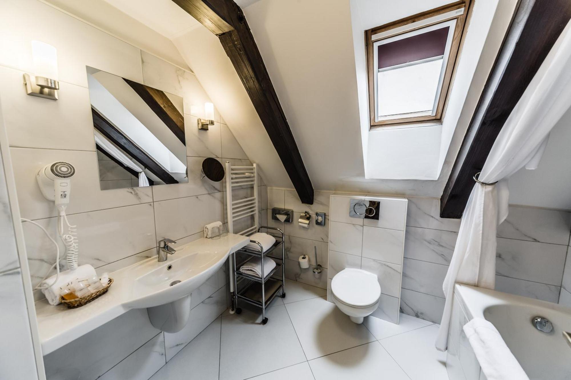 Doppelzimmer mit Flussblick