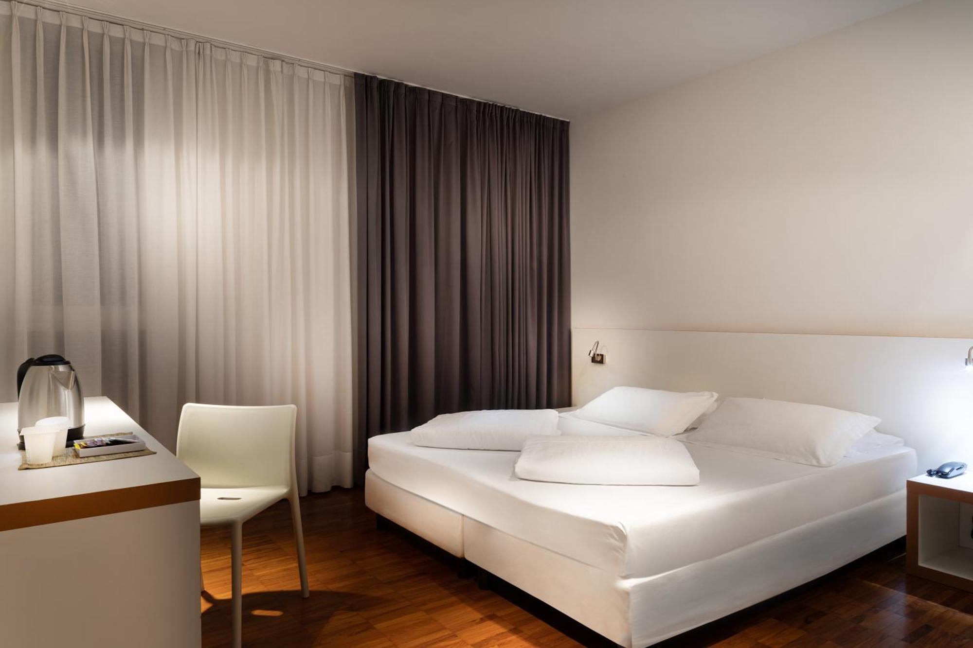 Doppel-/Zweibettzimmer - Nebengebäude