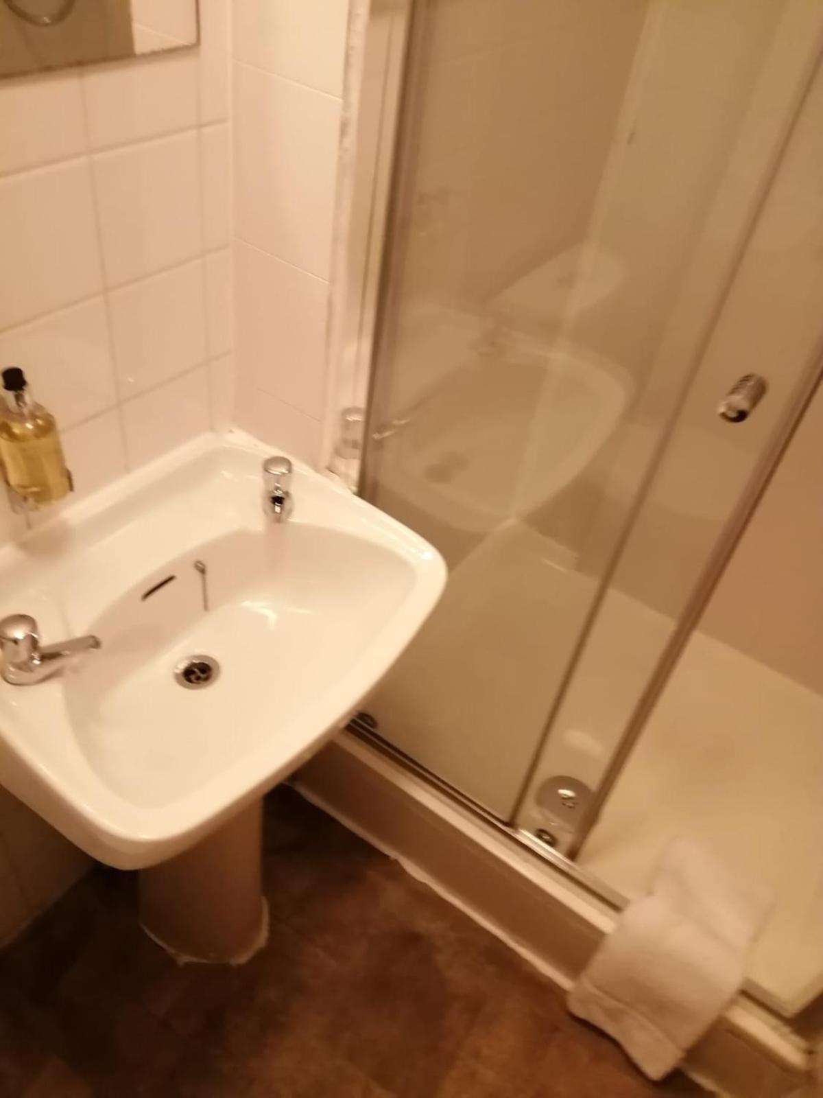 Chambre Simple avec Salle de Bains Extérieure Privative